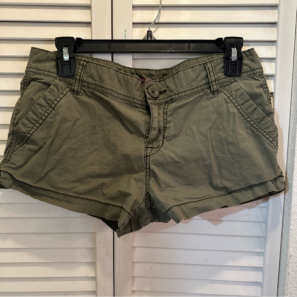 Arizona Jean Company Green Cargo Shorts Relaxed Fit